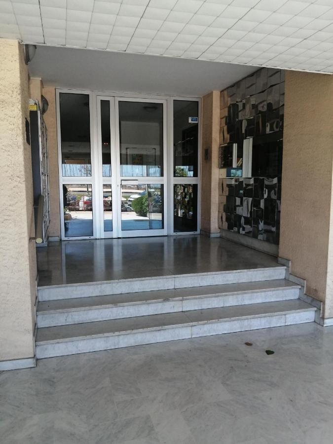 Joli Bord De Mer, Clim, Balcon, Parking Prive Apartment Menton